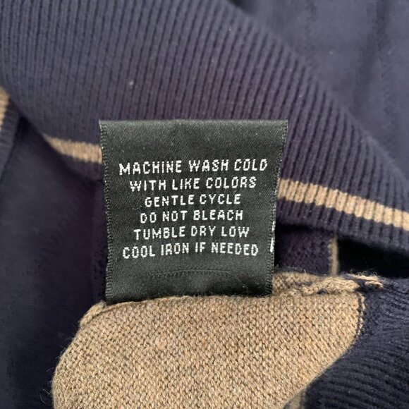 navy and tan V neck sweater size M - Picture 6 of 6